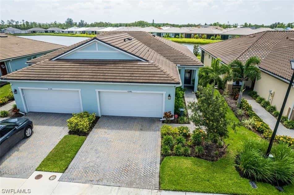 House in Fort Myers, Florida 12117073