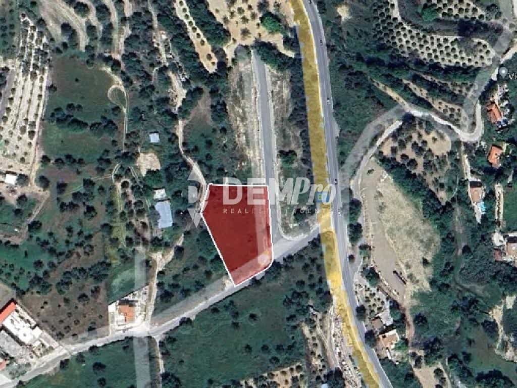 Tanah di Giolou, Paphos 12117192
