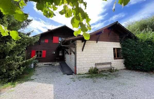 Talo sisään Prevessin, Auvergne-Rhône-Alpes 12117309