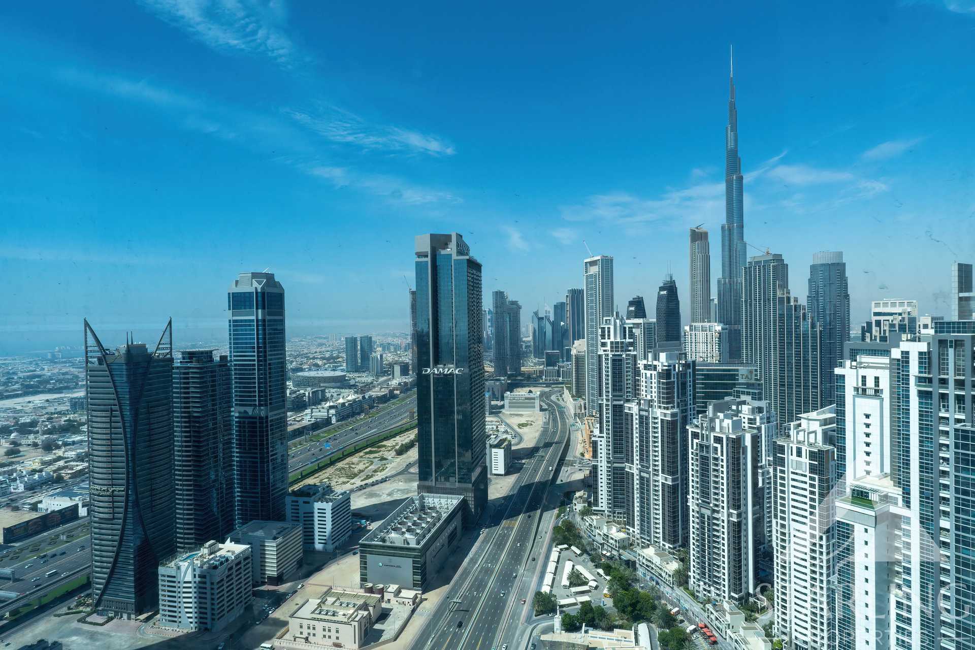 Condominium in Dubai, Dubayy 12118046