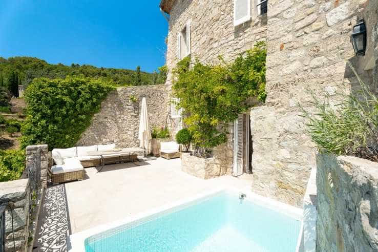 Hus i Seillans, Provence-Alpes-Cote d'Azur 12119723