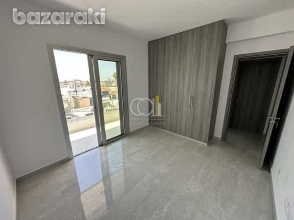 Condominium in Kato Polemidia, Limassol 12119993