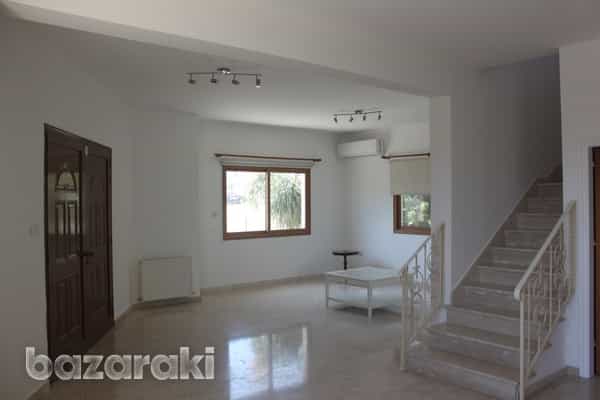 Rumah di Agios Athanasios, Lemesos 12120044