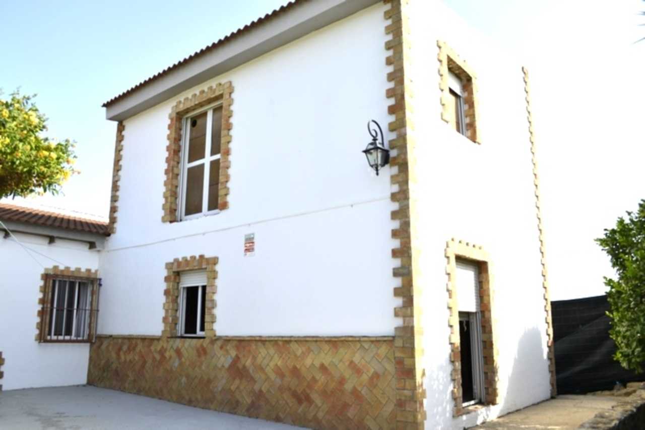 Будинок в Gibraleón, Andalusia 12121000