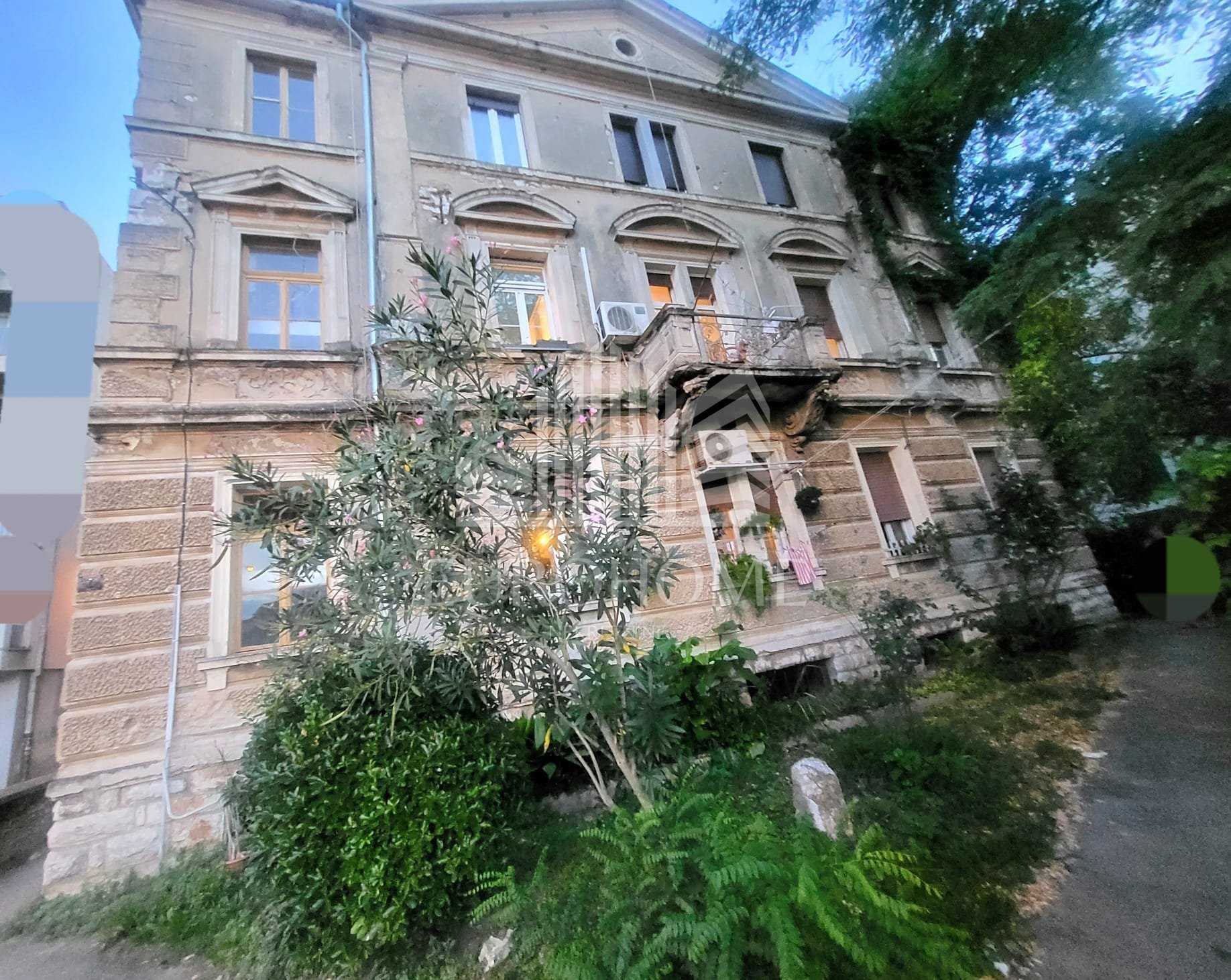 عمارات في زادار, زادارسكا زوبانيجا 12121009