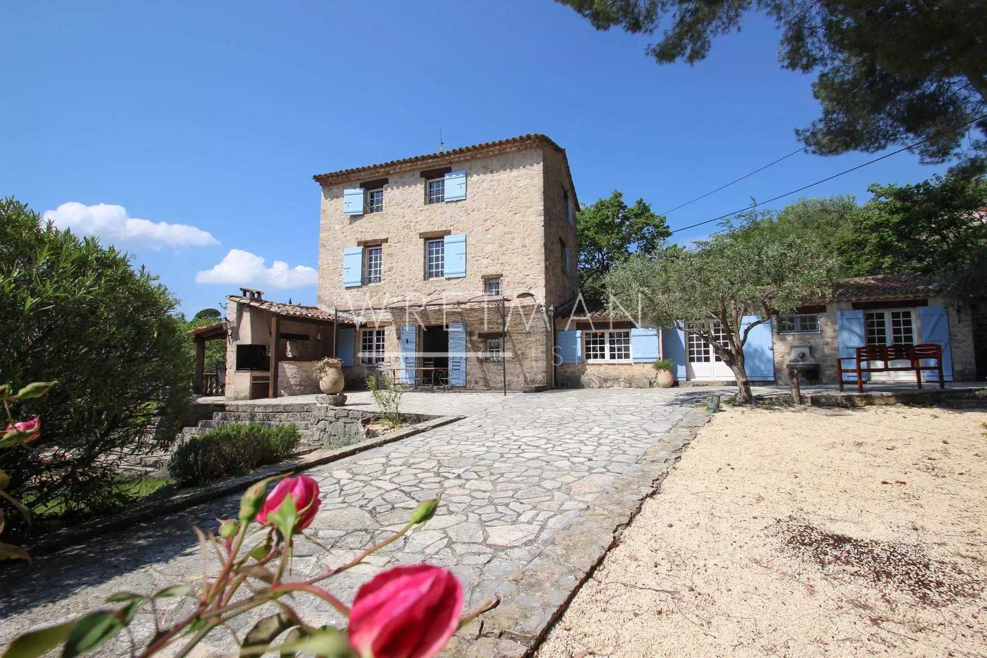 Haus im Seillans, Provence-Alpes-Côte d'Azur 12121554