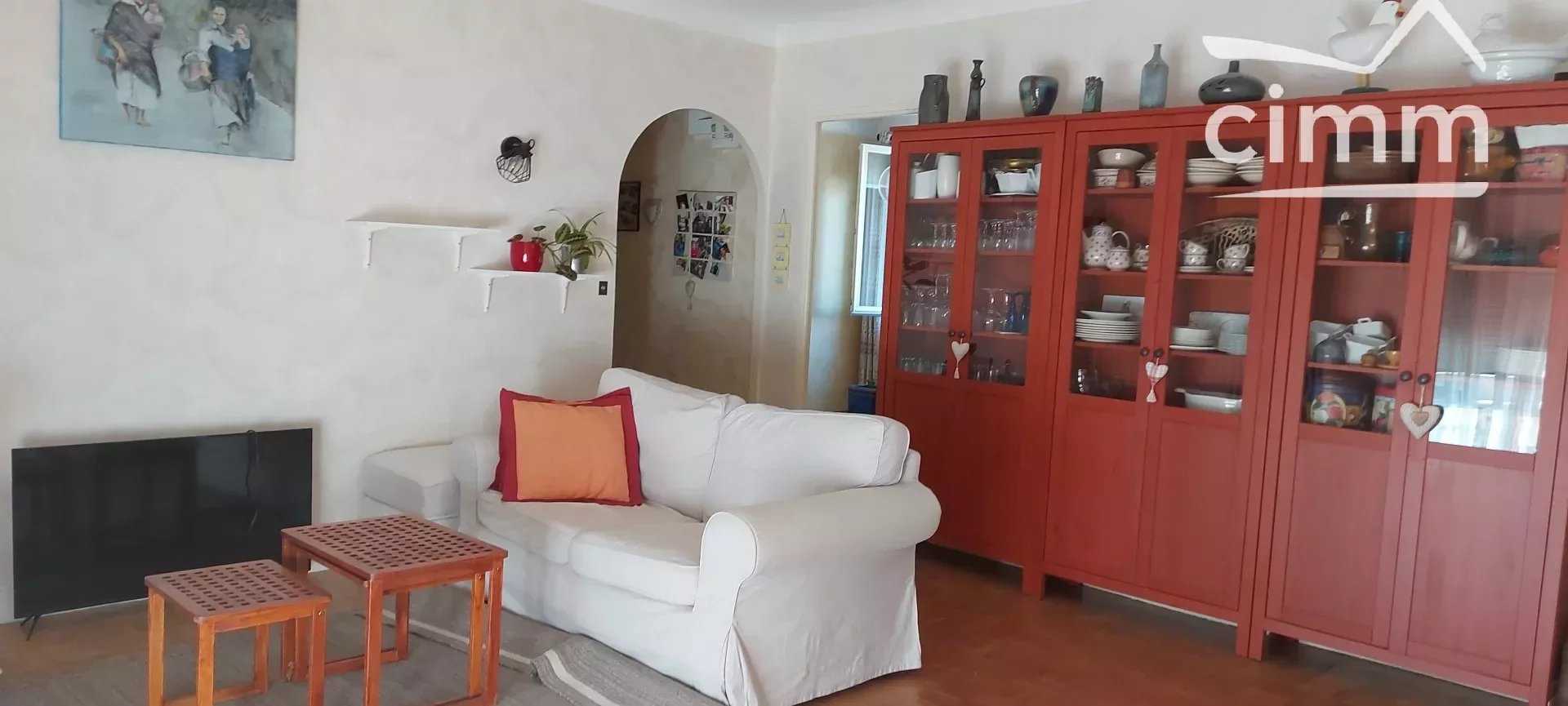 Condominium in Laragne-Monteglin, Provence-Alpes-Cote d'Azur 12121592