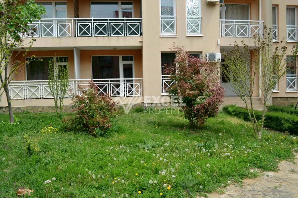 Condominium in Burgas, Burgas 12121761