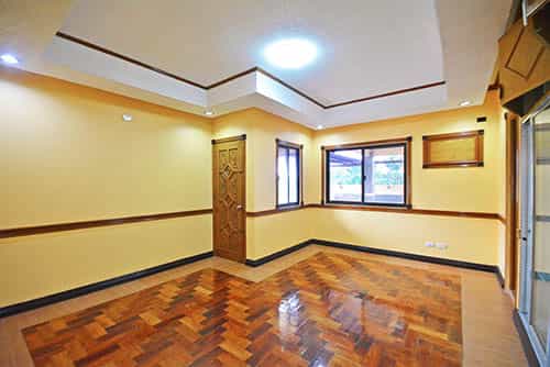 House in New Alabang Height Village, Las Pinas 12122653