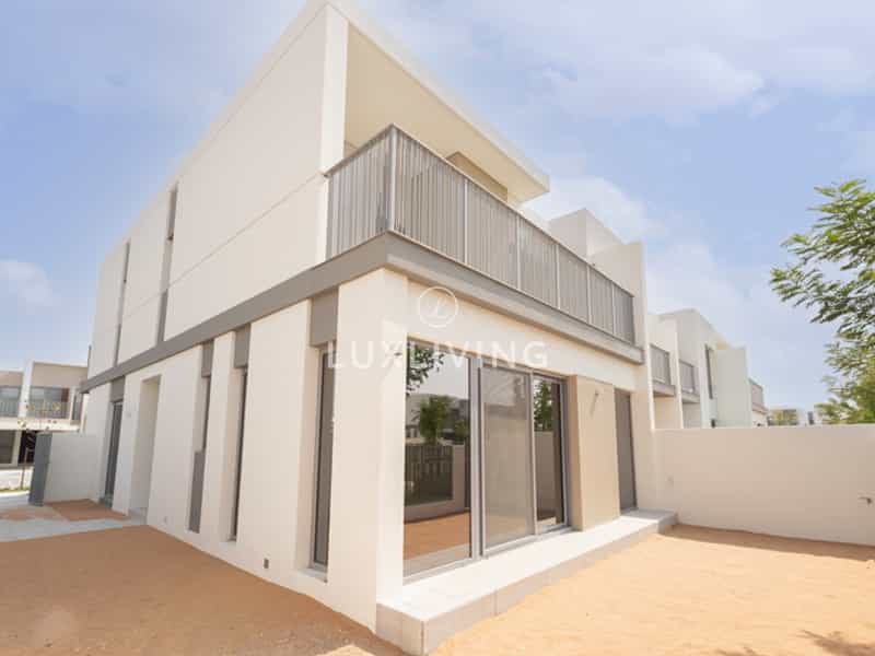 жилой дом в Dubai, Dubai 12122852