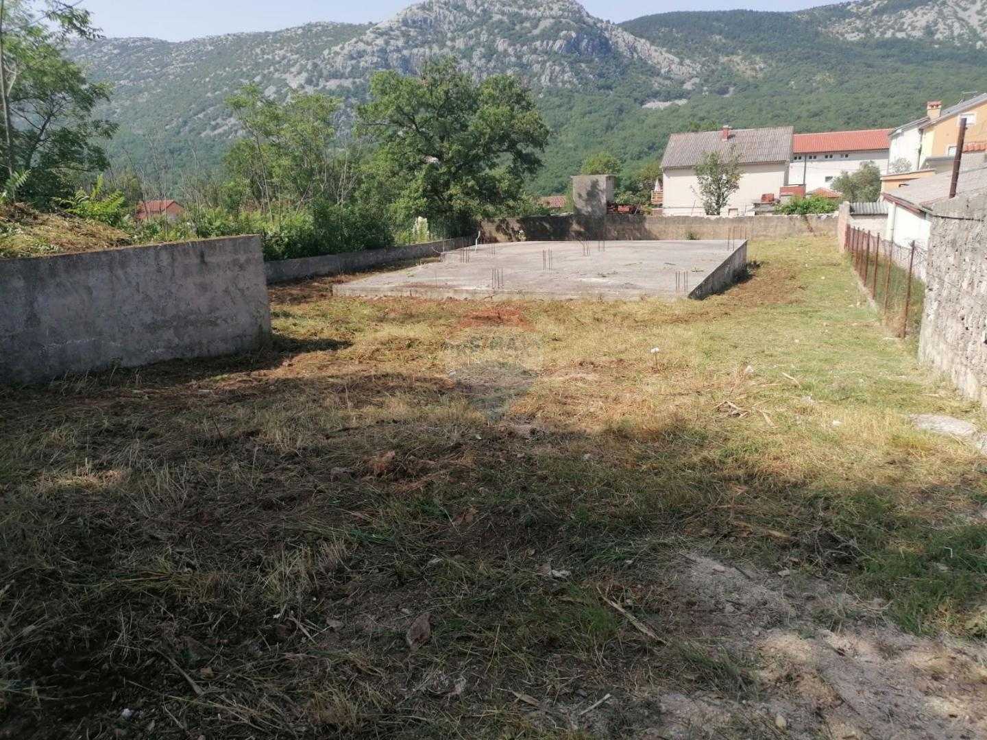 Tanah di Klanfari, Primorsko-Goranska Zupanija 12123639