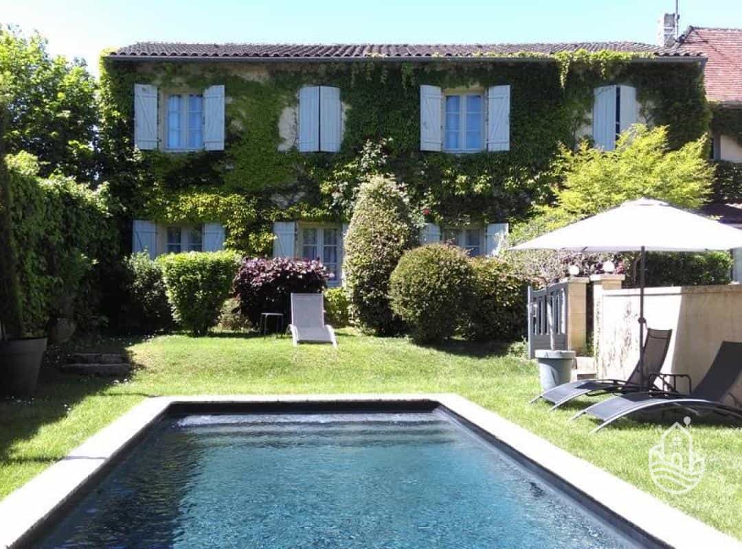 жилой дом в Sarlat-la-Canéda, Nouvelle-Aquitaine 12124324