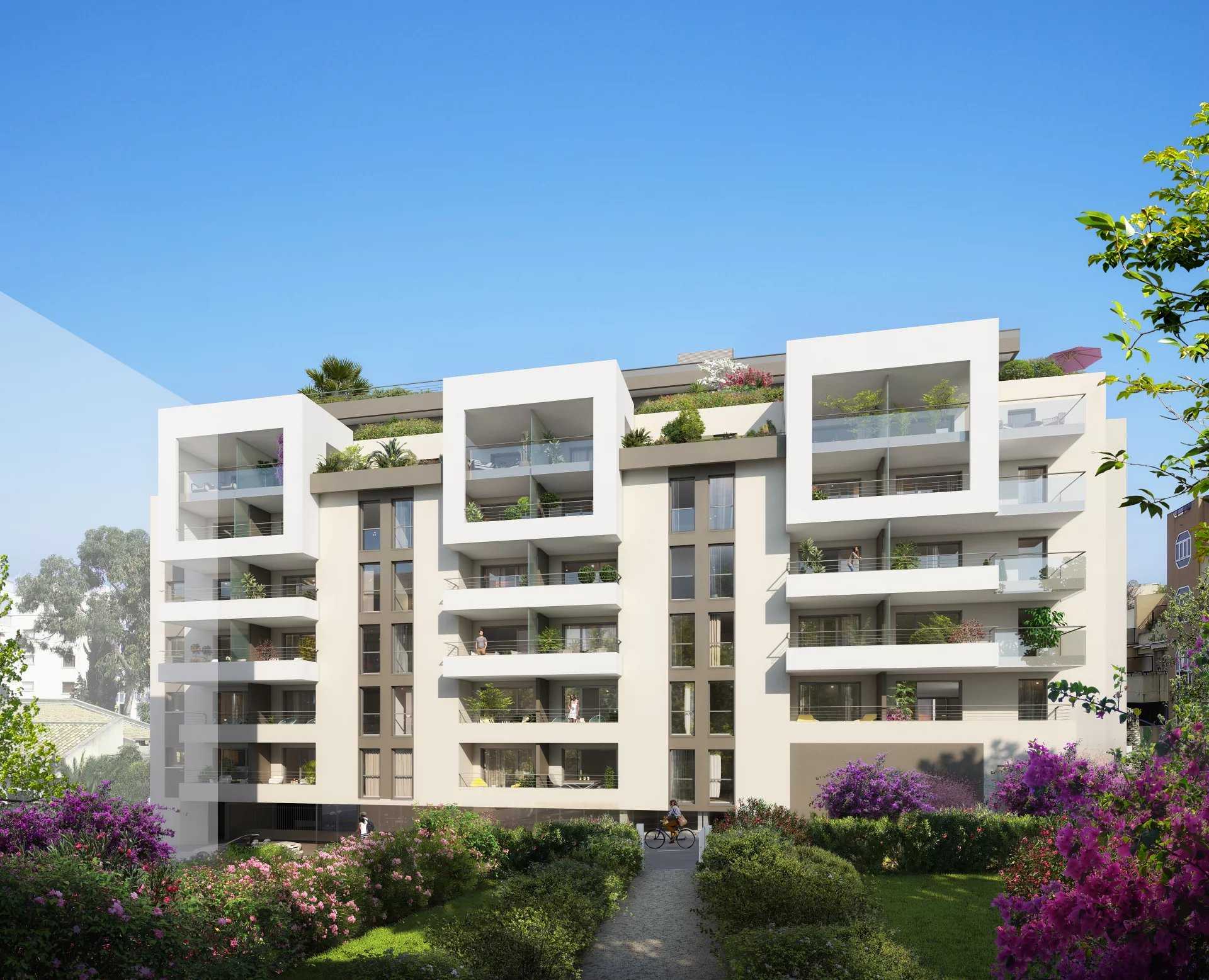 Condominium in Cap Martin, Provence-Alpes-Cote d'Azur 12124337