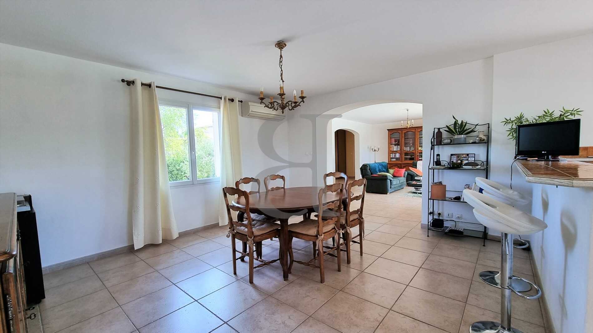 Dom w Mazan, Provence-Alpes-Côte d'Azur 12124390