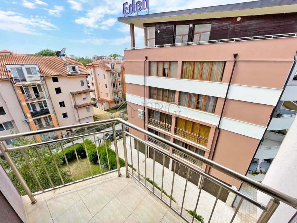 Condominium dans Nessebar, Bourgas 12124405