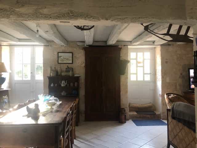 Casa nel Saint-Aubin-de-Lanquais, Nouvelle-Aquitaine 12124408