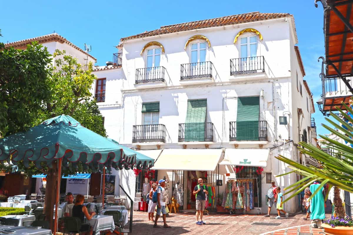 Condominium in Marbella, Andalusia 12124451