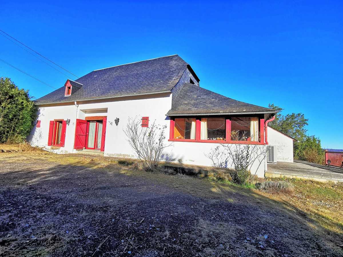 Haus im Bagneres-de-Bigorre, Occitanie 12124520