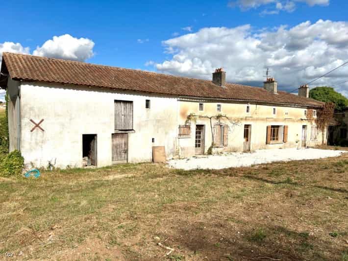 Hus i Ruffec, Nouvelle-Aquitaine 12124551