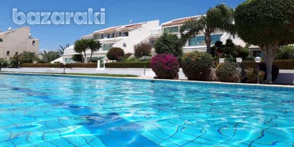 Condominium in Parkklisia, Larnaca 12126365