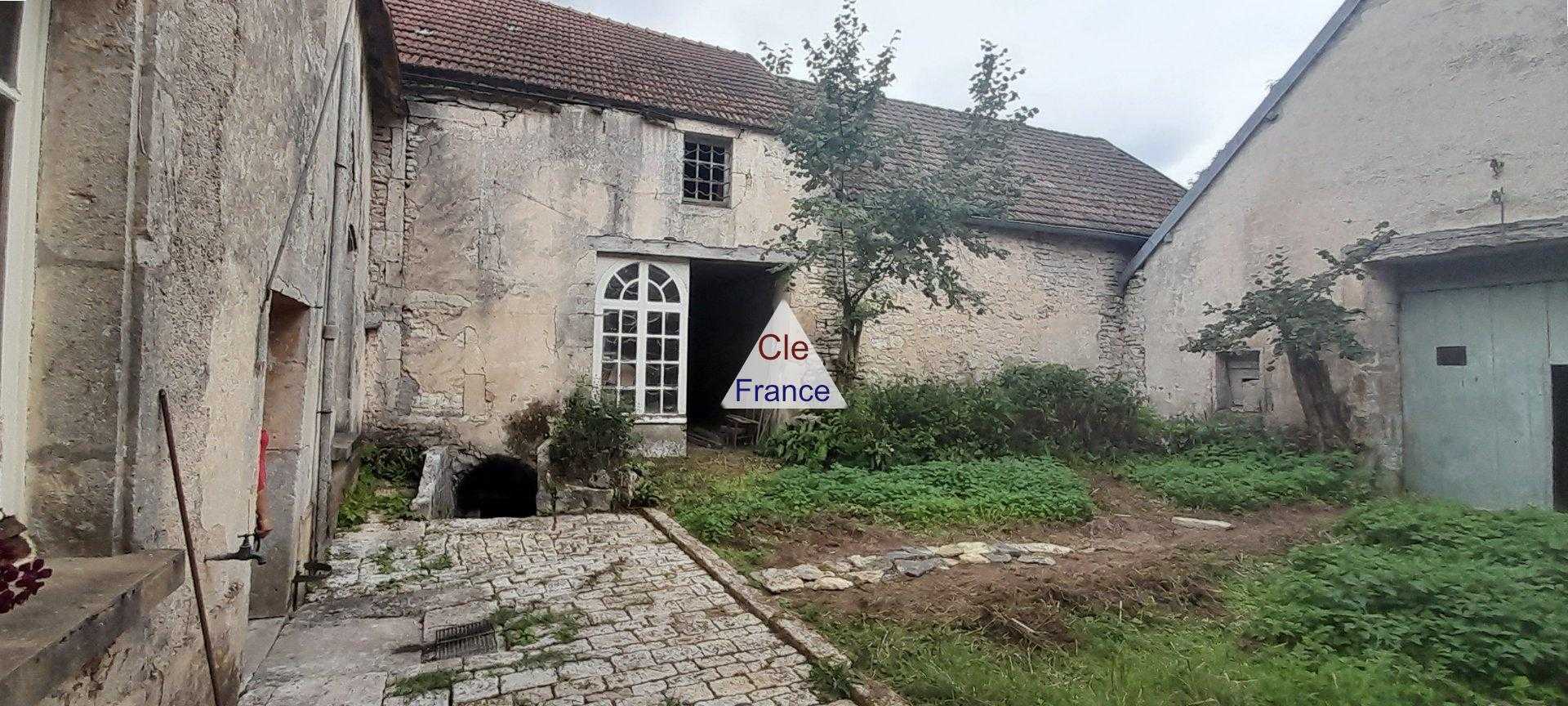 Dom w Chanceaux, Bourgogne-Franche-Comte 12126513