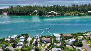Eigentumswohnung im Longboat Key, Florida 12127075