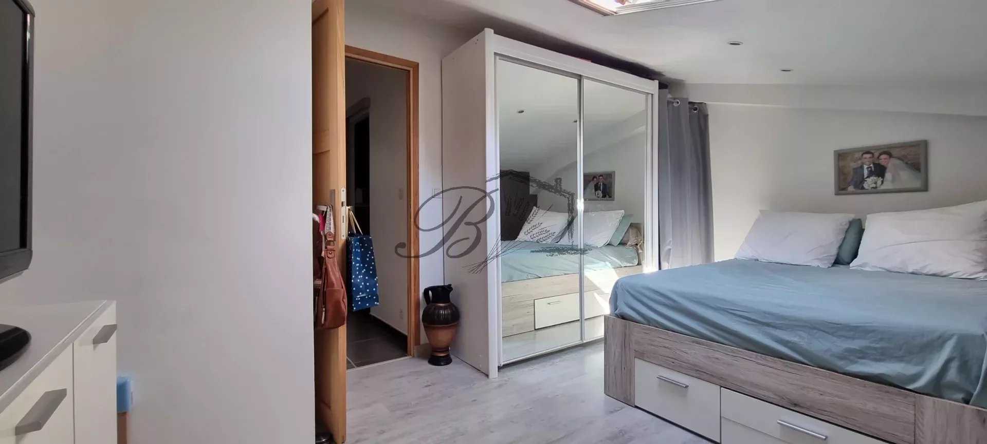 公寓 在 La Bastide-des-Jourdans, 普羅旺斯-阿爾卑斯-藍色海岸 12128862