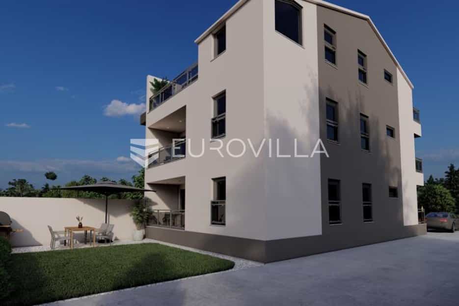 Condominium in Funtana, Istarska Zupanija 12130537