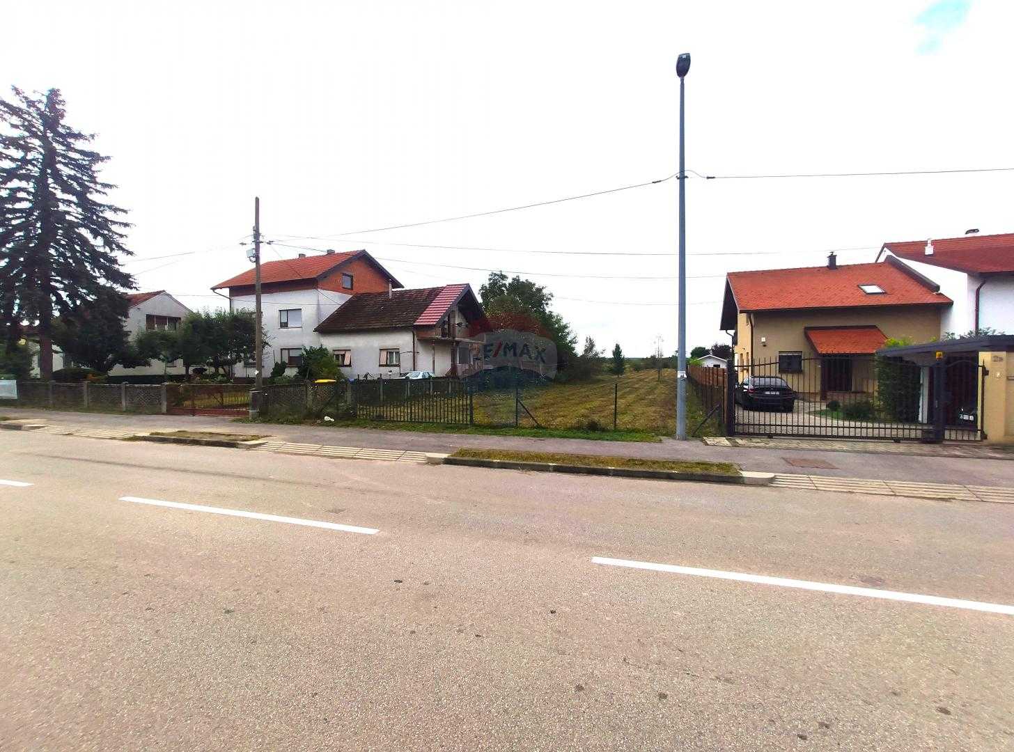 土地 在 Velika Gorica, Zagrebačka županija 12131077