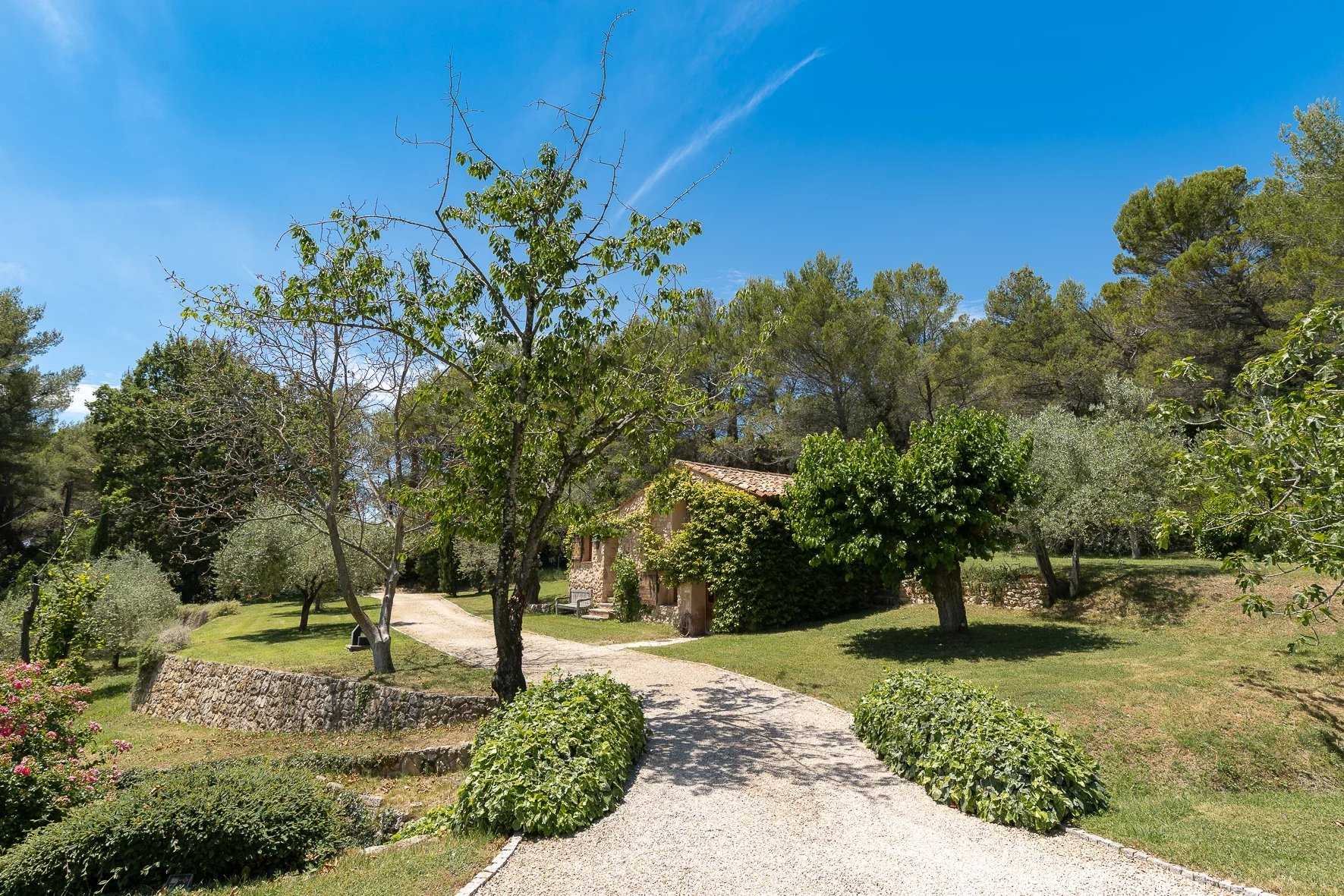 casa no Seillans, Provence-Alpes-Côte d'Azur 12131891