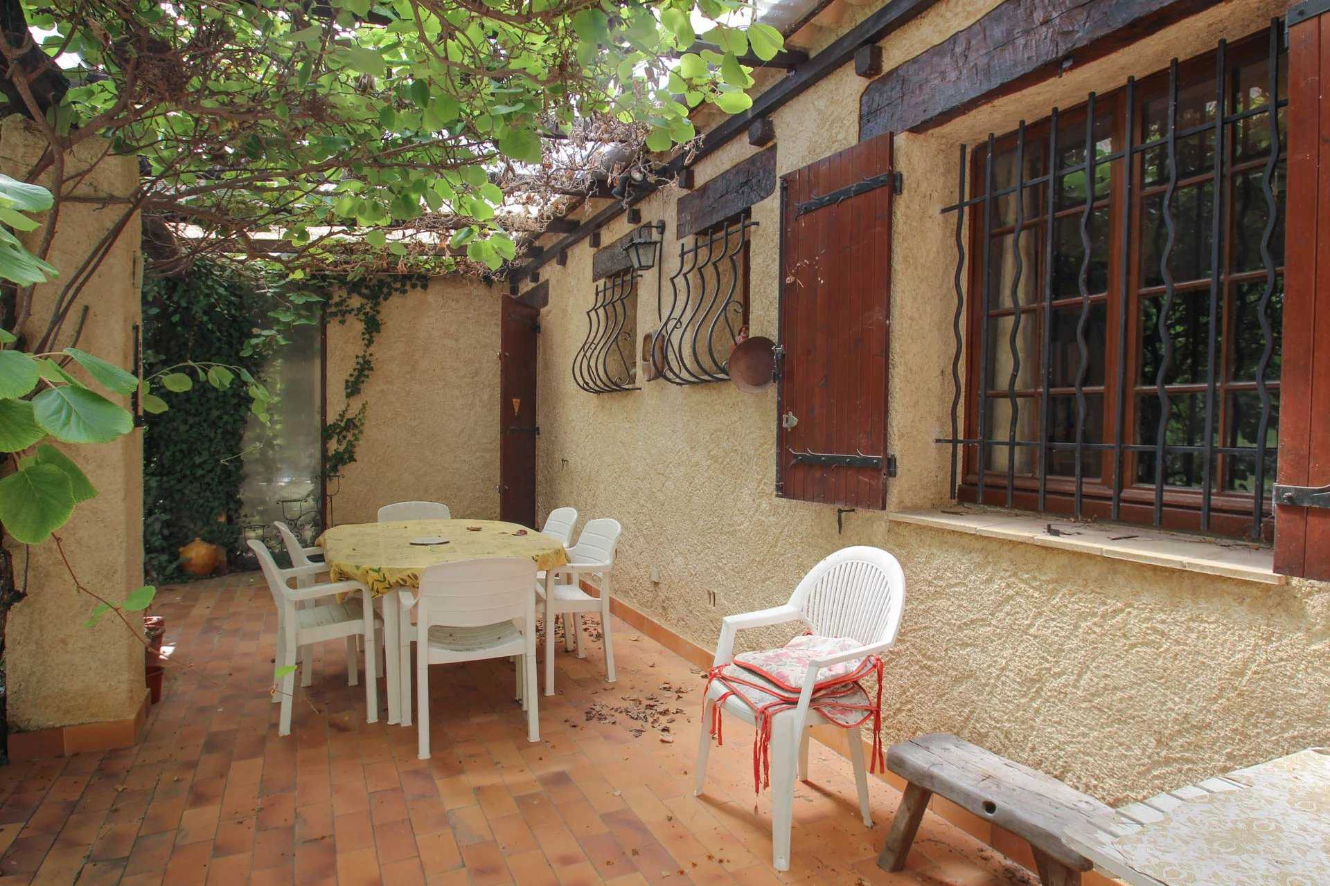rumah dalam Fayence, Provence-Alpes-Côte d'Azur 12131910