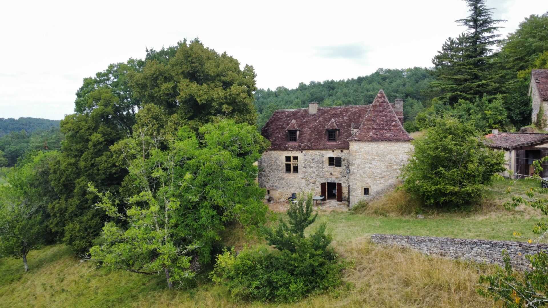 Rumah di Auba, Nouvelle-Aquitaine 12131934