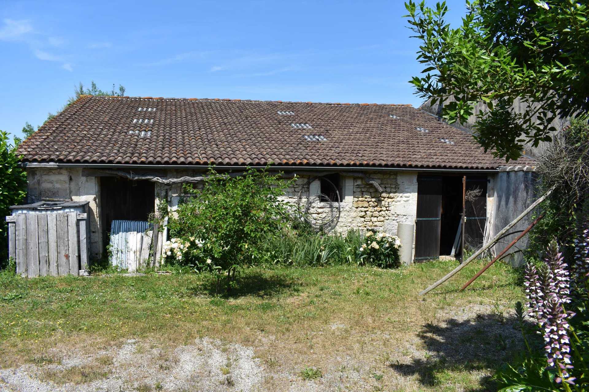 Talo sisään Saint-Porchaire, Nouvelle-Aquitaine 12131950