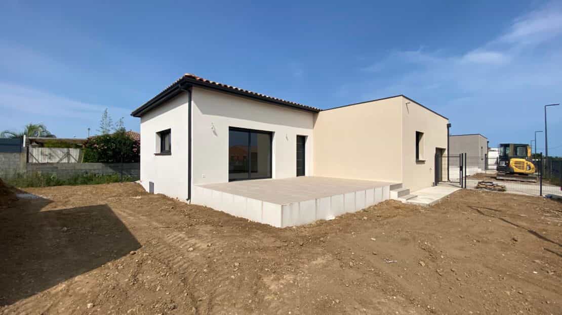 House in Serignan, Occitanie 12132016