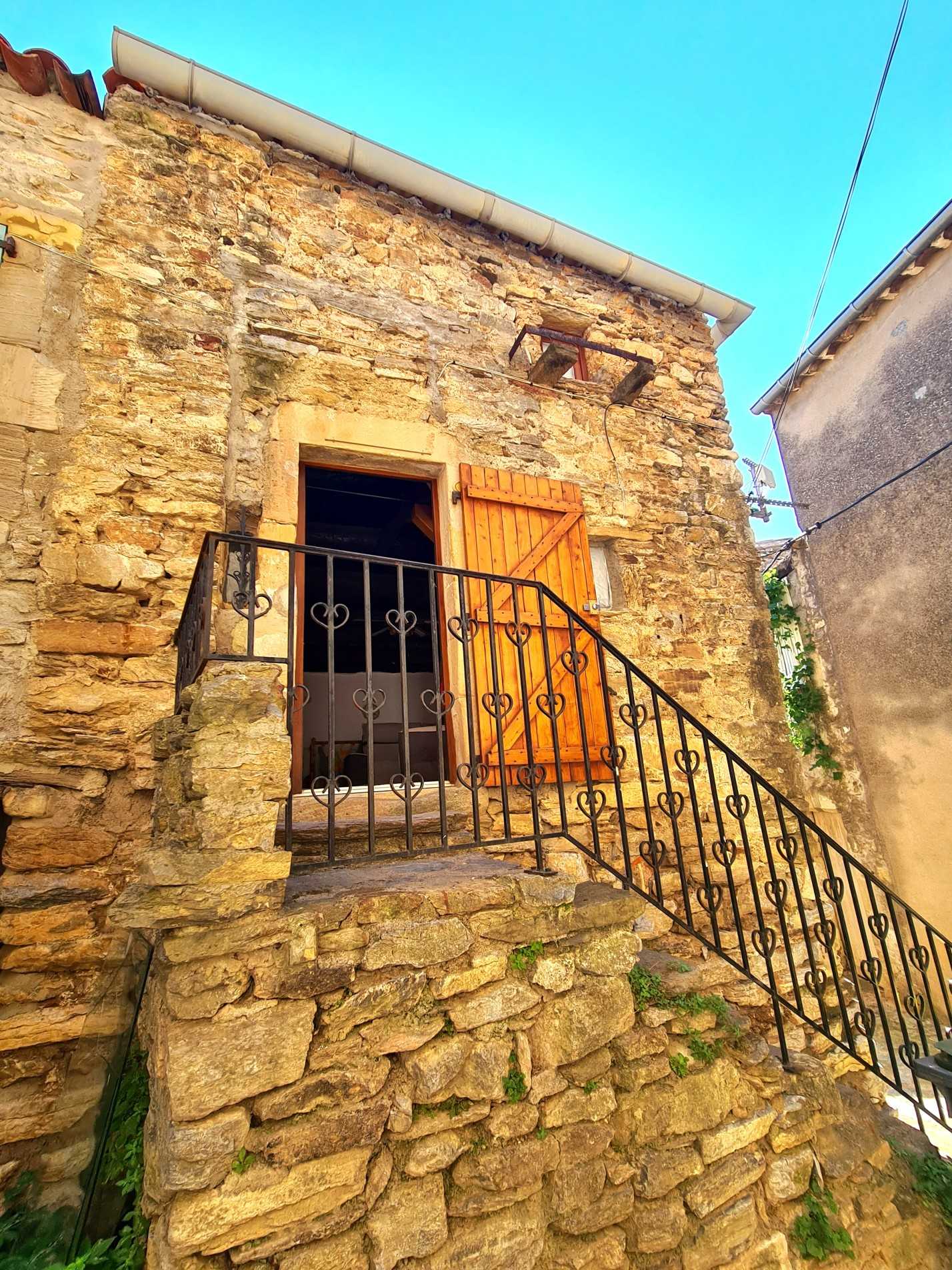 House in Faugeres, Occitanie 12132018