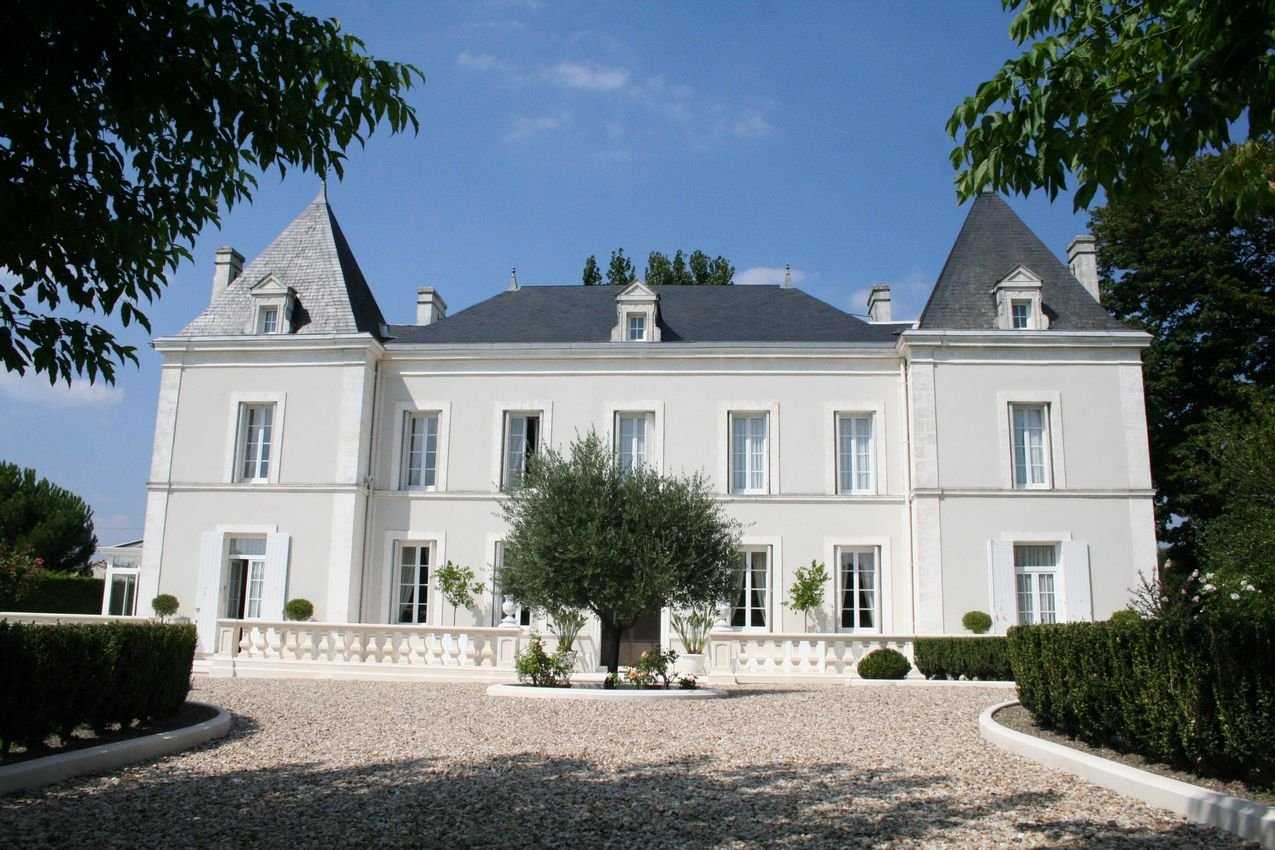 Dom w Chalais, Nouvelle-Aquitaine 12132177