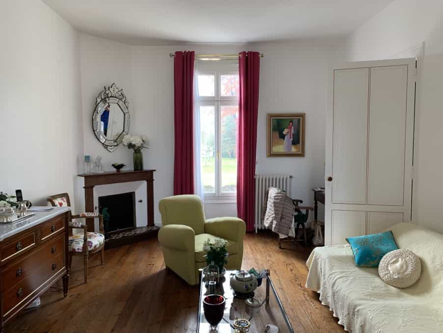 Huis in Bergerac, Nouvelle-Aquitanië 12132336