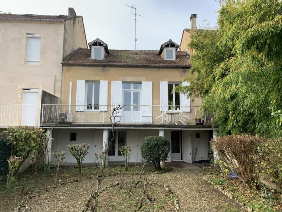 Rumah di Bergerac, Nouvelle-Aquitaine 12132336