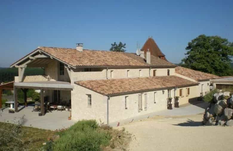 房子 在 Duras, Nouvelle-Aquitaine 12132350