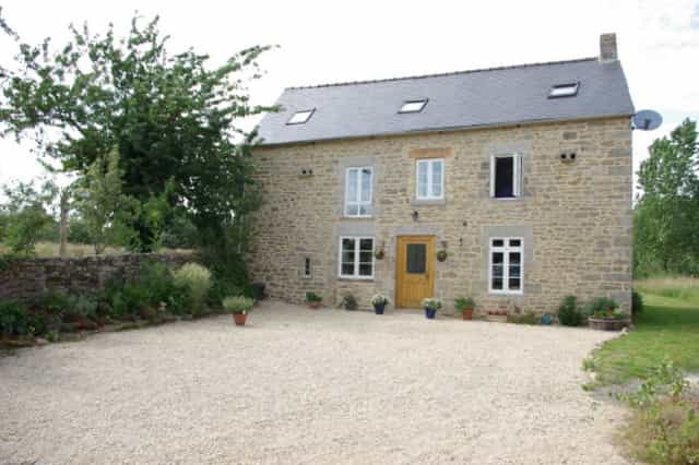 Hus i Yvignac-la-Tour, Brittany 12132502