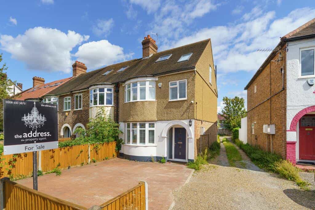 House in Elmers End, Bromley 12132563