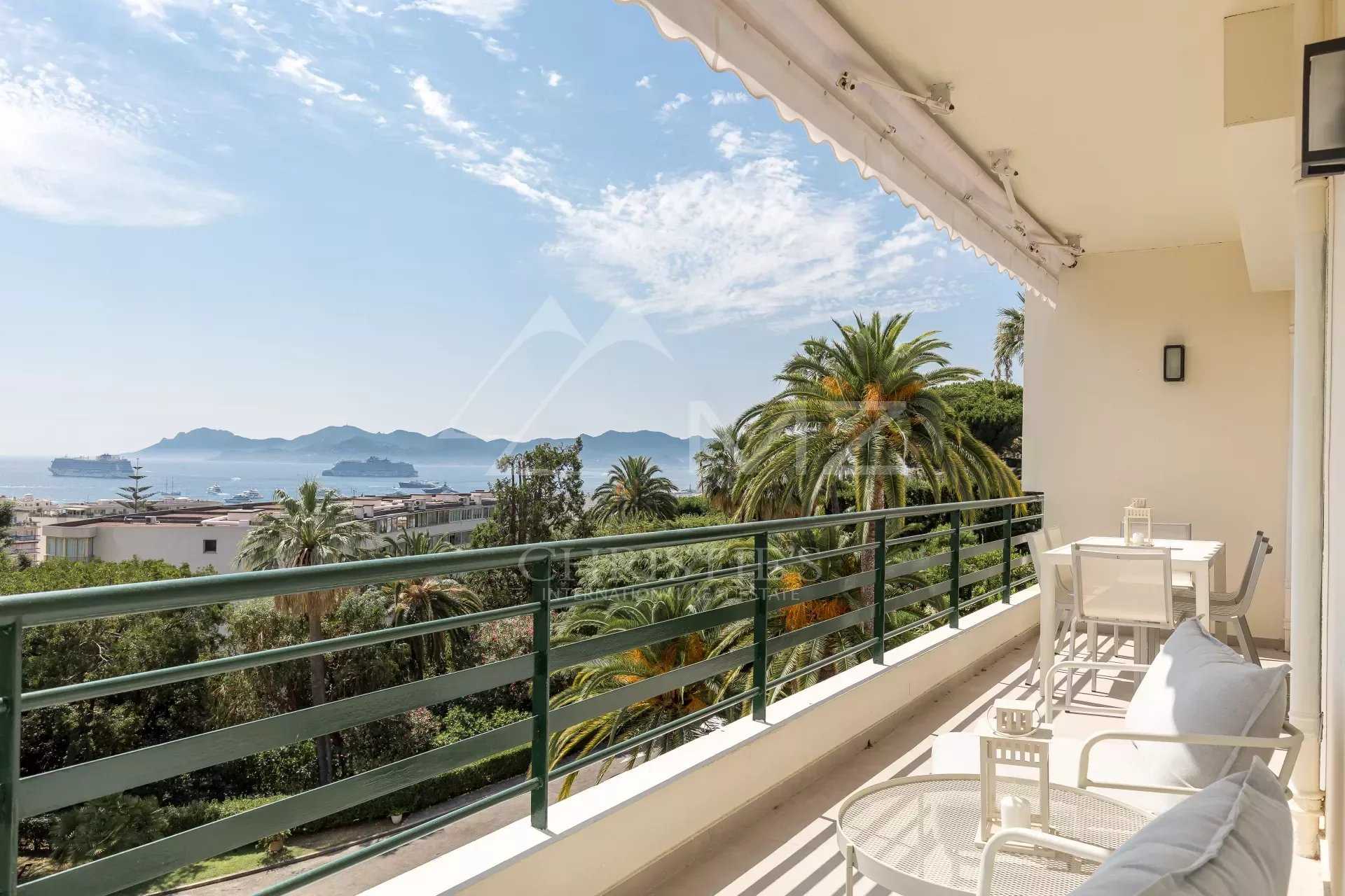 Condominio nel Cannes, Provenza-Alpi-Costa Azzurra 12133982