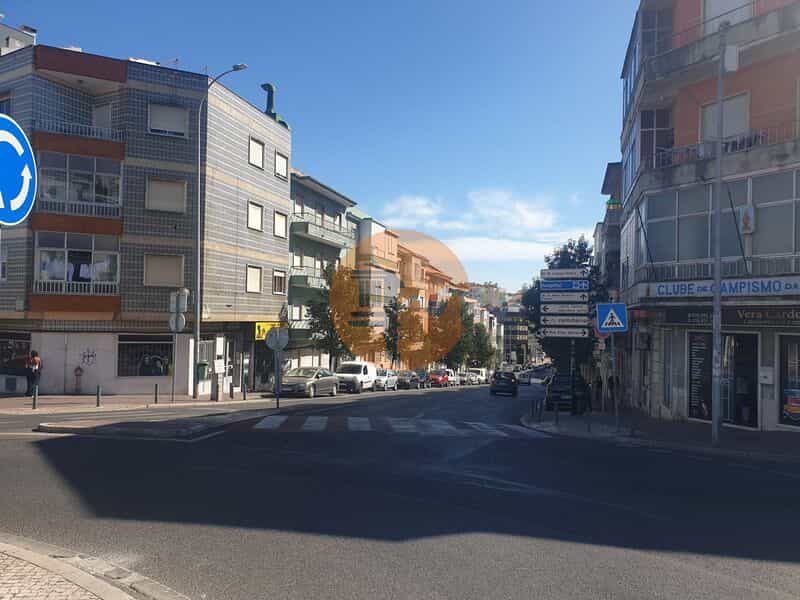 Condominium in Amadora, Lisboa 12134407