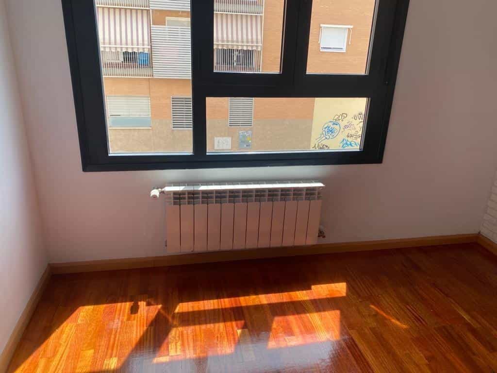 公寓 在 Fuenlabrada, Madrid 12134535