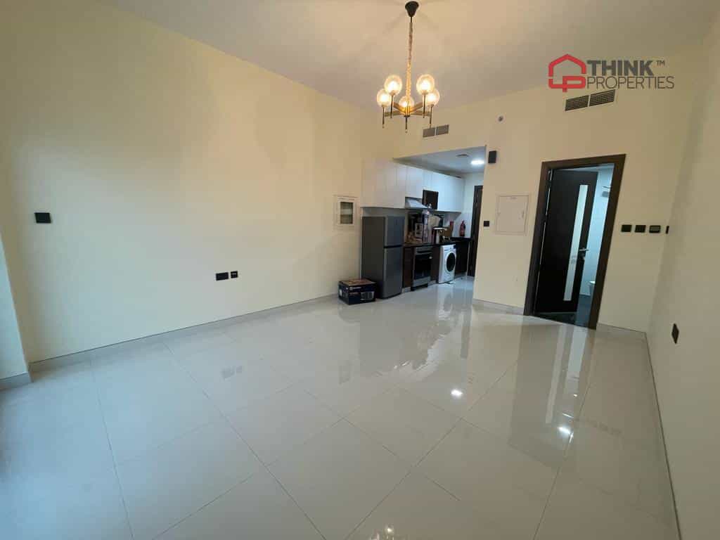 Condominium in Dubai, Dubayy 12134613