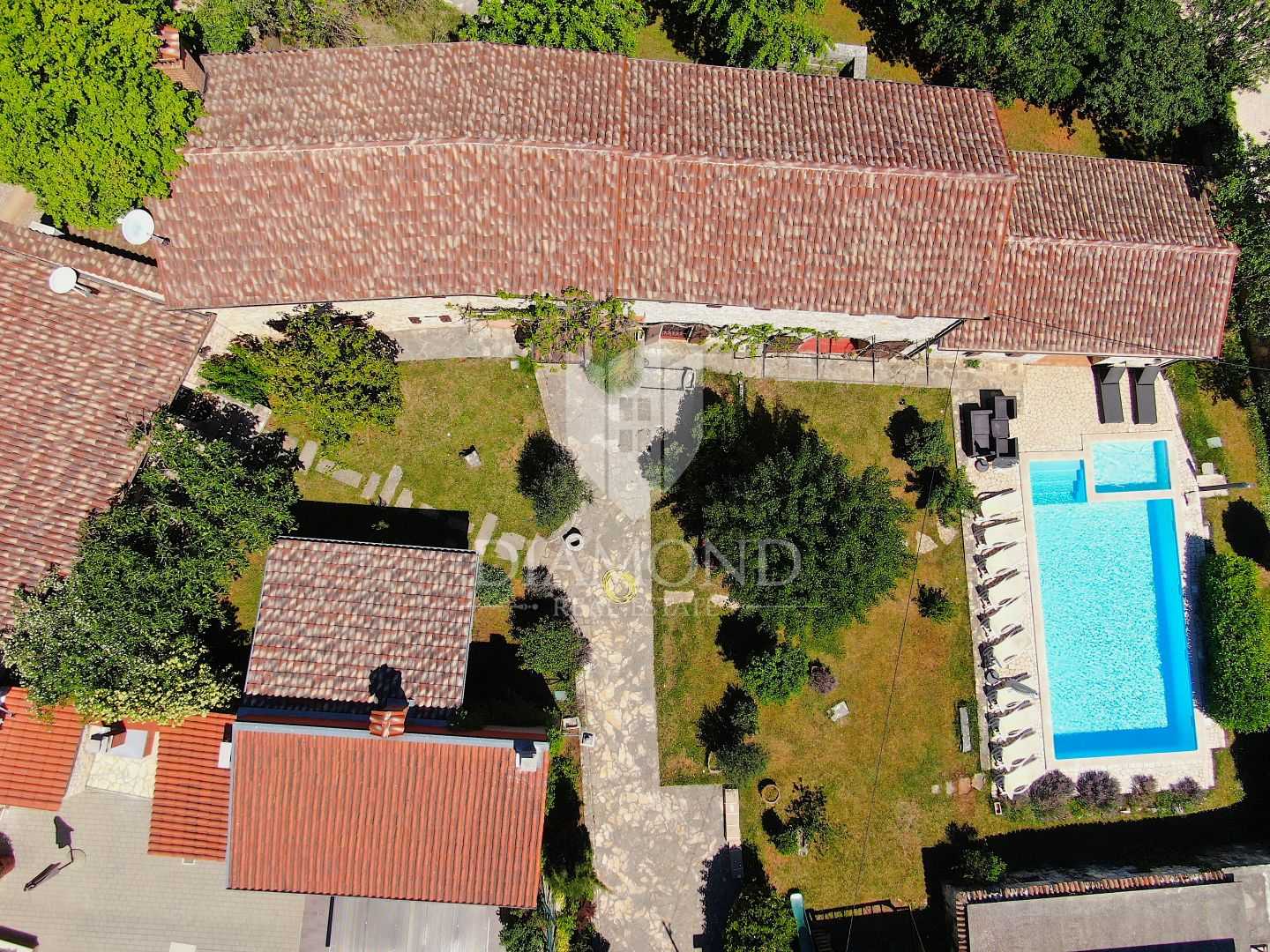 σπίτι σε Žminj, Istria County 12134737