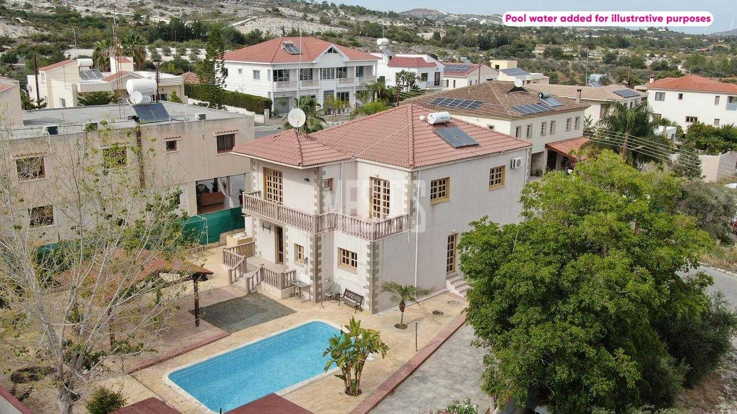 Rumah di Kiti, Larnaca 12134971