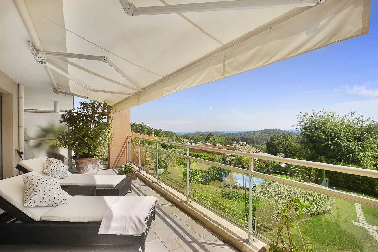 Eigentumswohnung im Vence, Provence-Alpes-Côte d'Azur 12135763