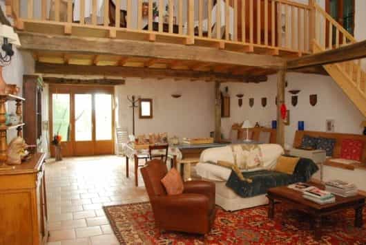 жилой дом в Barran, Occitanie 12135842