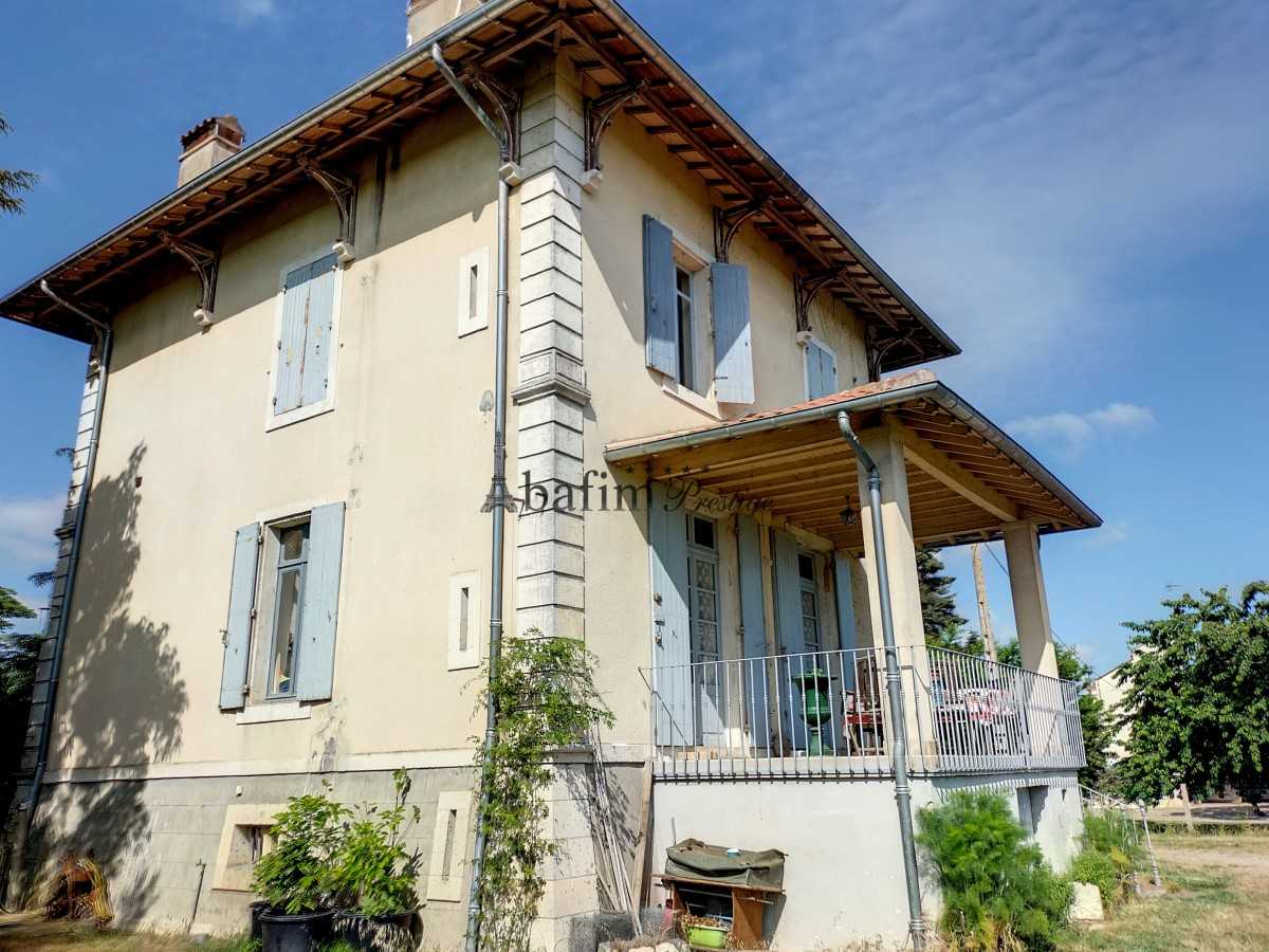 Rumah di Agen, Nouvelle-Aquitaine 12135859